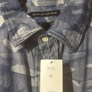 Banana Republic Blue Camouflage Men's shirt XL